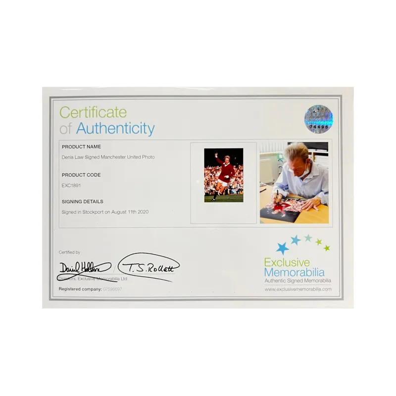 EM Dennis Law Manchester United Photo Includes Certification Certificate Outer Frame Size 38.6x48.6cm-1