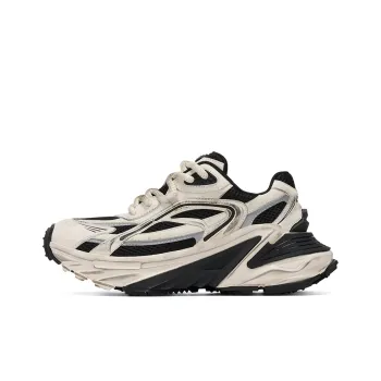 GG CC Chunky Sneakers Women's Low Top Black/Coffee
