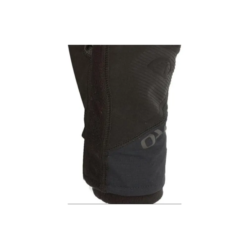 GIRO Riding Equipment-3
