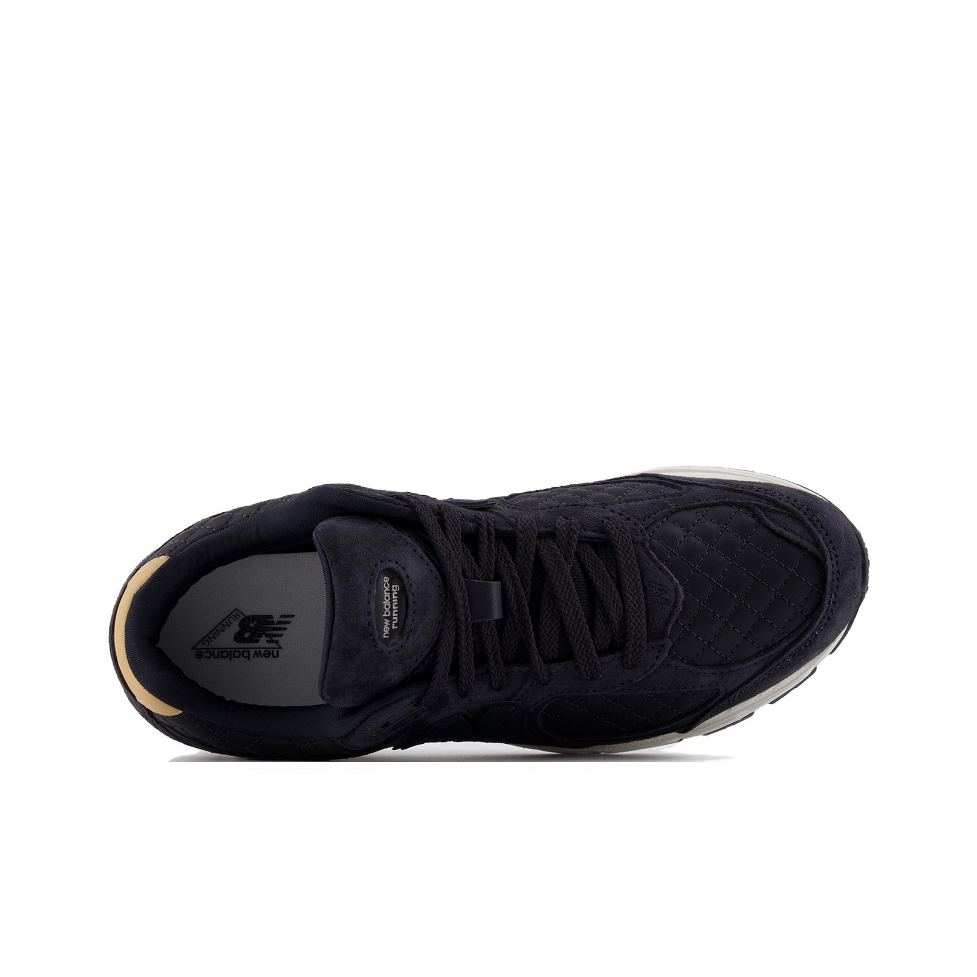 New Balance 2002R 'Quilted Black' Classic (D) US M 8.5 - POIZON