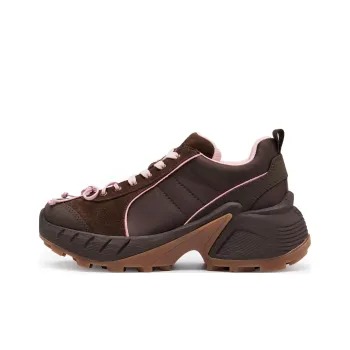 Staccato Fantasy Future Slip Resistant Low Top Chunky Sneakers Women's