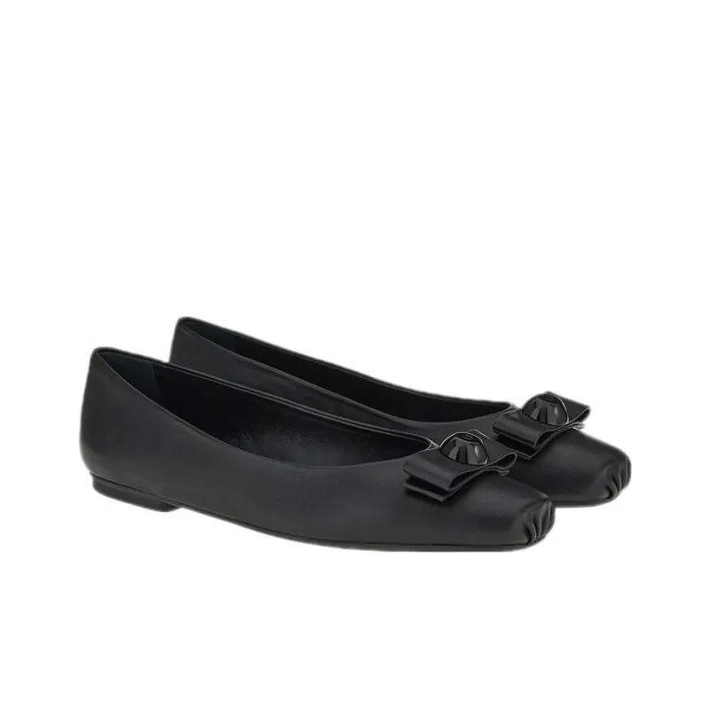 FERRAGAMO Vara Flat Shoes Women's Black-2