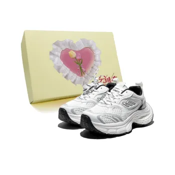FULLXUAN Platform Sports Versatile Lightweight Height Increasing Low-Top Chunky Sneakers Women's Gift Box Set