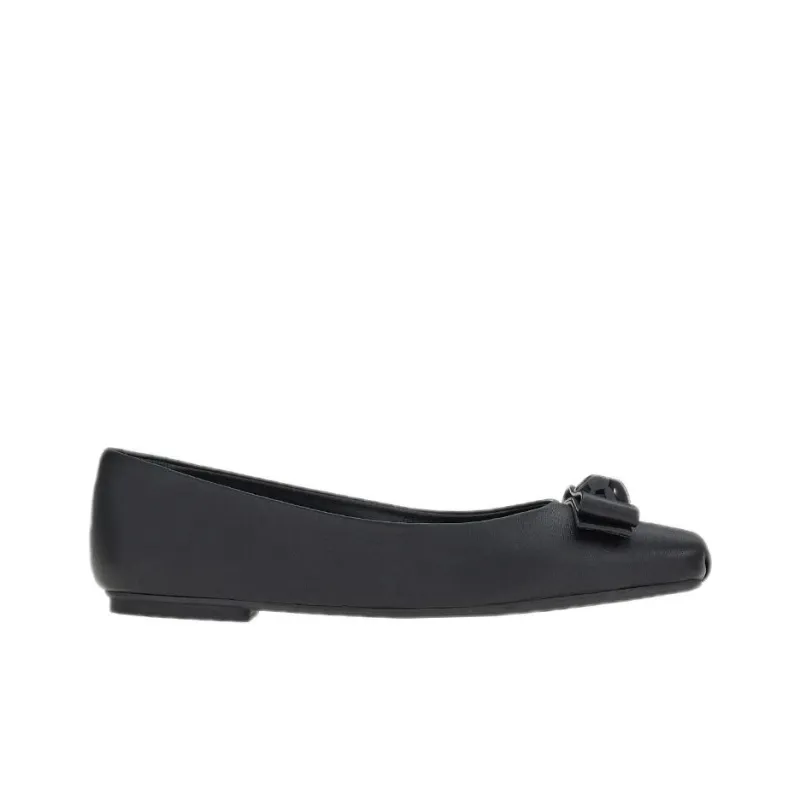 FERRAGAMO Vara Flat Shoes Women's Black-1