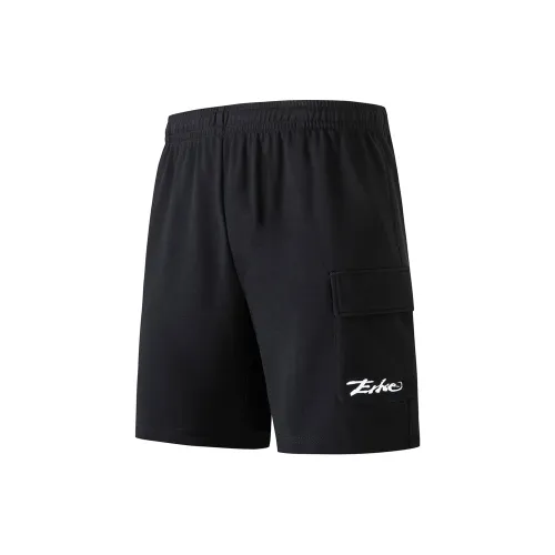 Erke Casual Shorts Men Jet Black