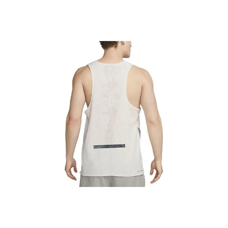 Nike Dri FIT Adv Run Division Pinnacle Men's Running Tank-1