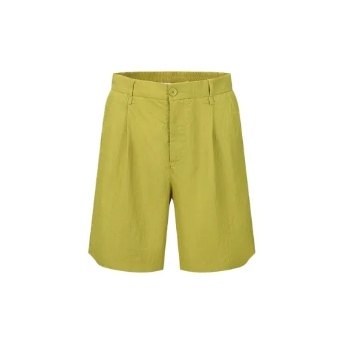 URBAN REVIVO Casual Shorts Men Light Yellow Green