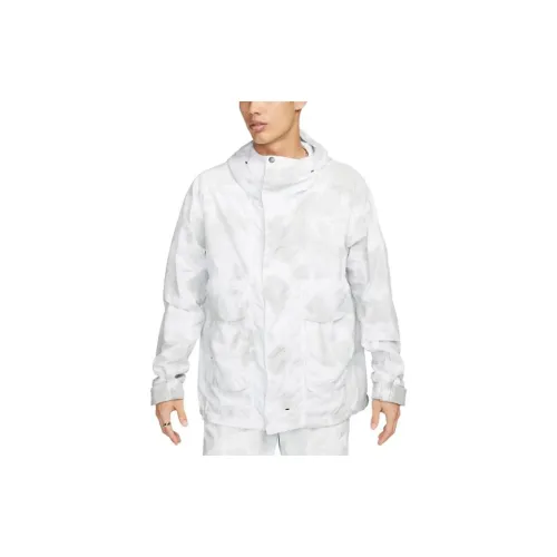 Nike SPORTSWEAR TECH PACK Jackets Men White