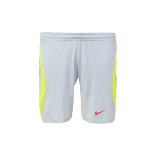 Nike Casual Shorts Men Light Gray