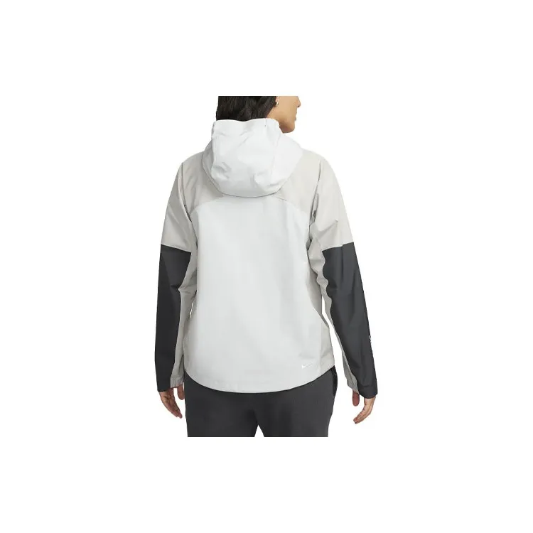 Nike Jackets Women's Photon Dust-1