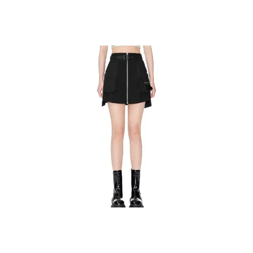 ITIB X OHLABOY Co-brand Cargo Short Skirts Women's Black