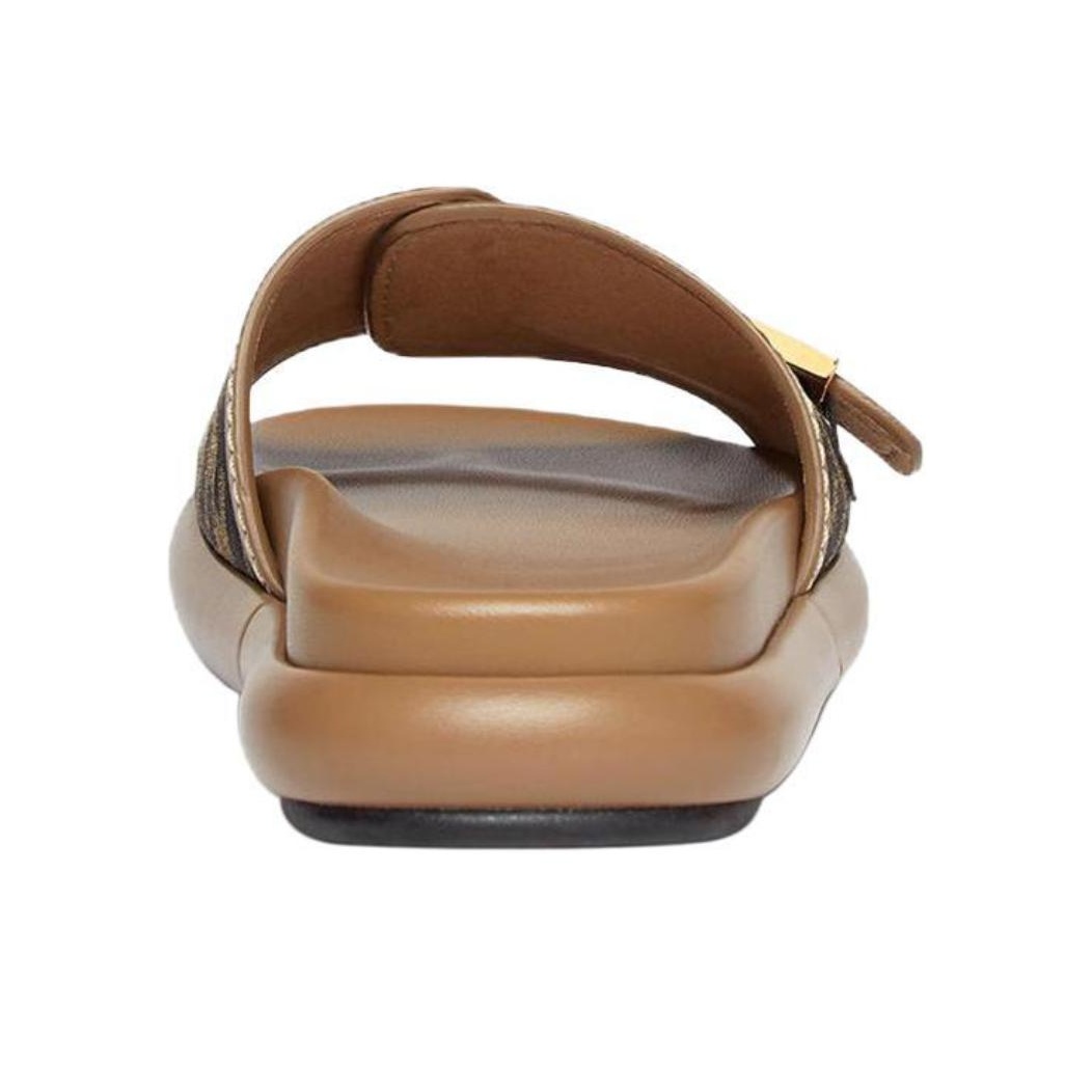 【送料込】FENDI ローマ ワイドバンド レザー スライド Fendi Wide band leather slides | The Fashion Square