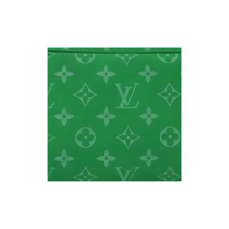 LOUIS VUITTON M31037 Dopp Kit-4