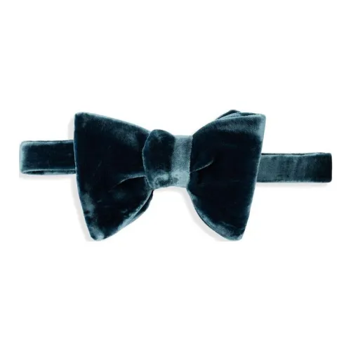 TOM FORD Velvet Bow Tie