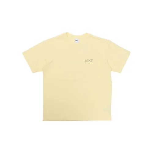 Nike T-Shirts Men Apricot Cream