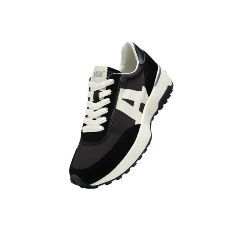 AKIII CLASSIC SPRING FIRED Low Top Casual Shoes Unisex Black-6