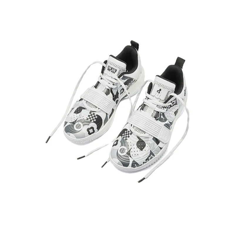 QIAODAN Polishing 6 Team Cushioned Slip Resistant Low Top Basketball Shoes Men's White Black-4