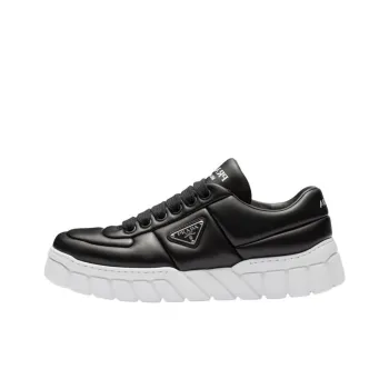 PRADA Wear-Resistant Low-Top Sports Casual Shoes Men's Black White