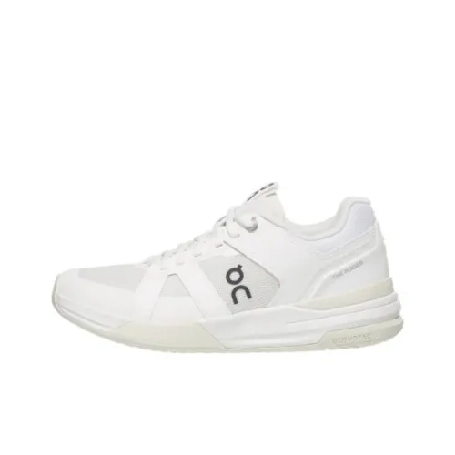 On THE ROGER Clubhouse Pro Tennis Shoes Women's Low-Top White