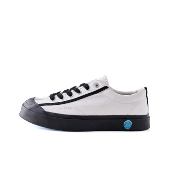 IT'S WEIRD Lightweight Anti Slip Low Top Skateboard Shoes Unisex White Black