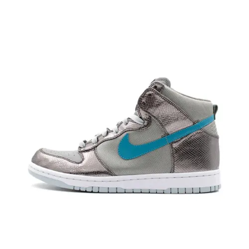 Nike Dunk Skateboard Shoes Women's Mid-Top Gray