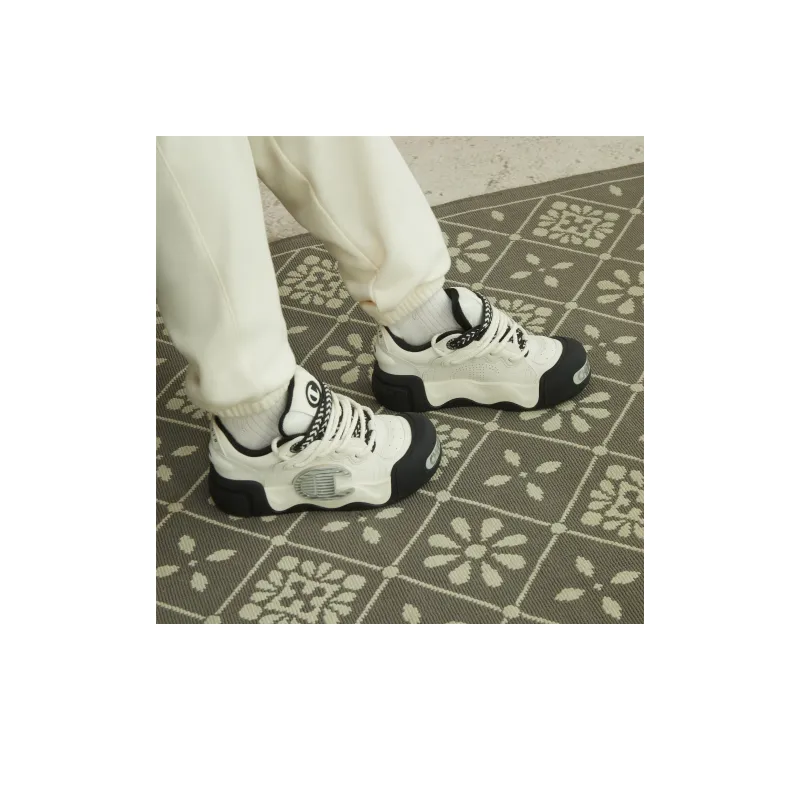 Champion Low Top Skateboard Shoes Women's Black White-7