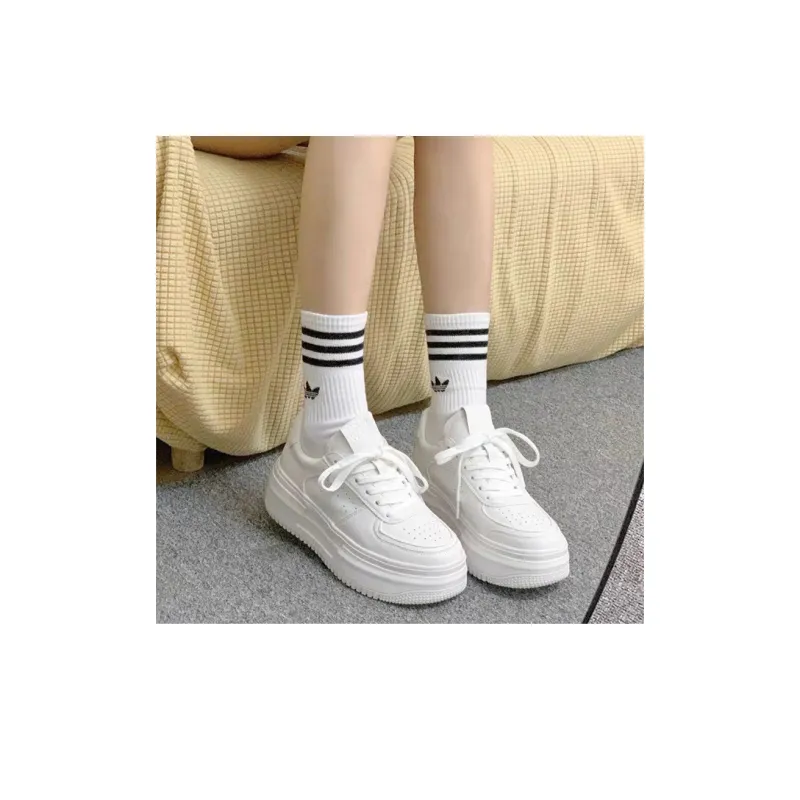 O.L Skateboard Shoes Women's White-1