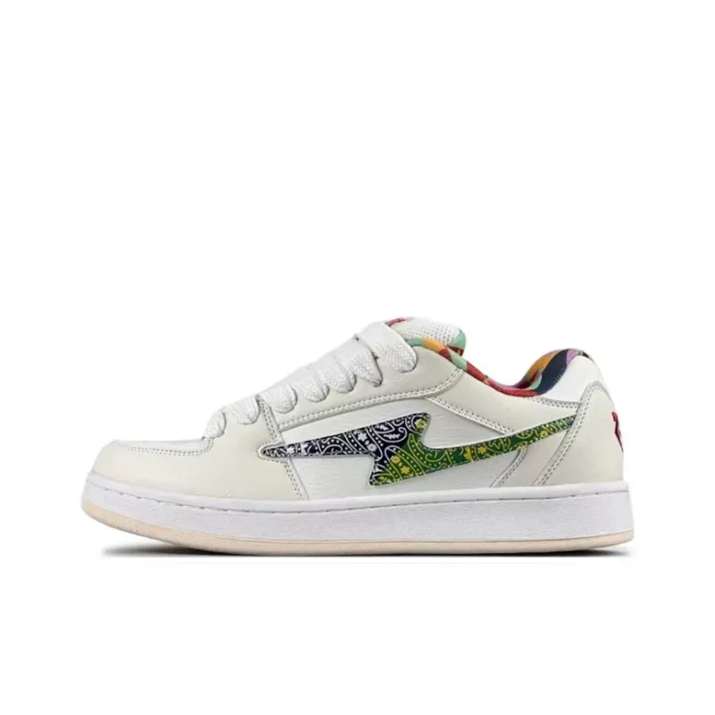 LIANGHUO Low Top Skateboard Shoes Women's Paisley Box-1