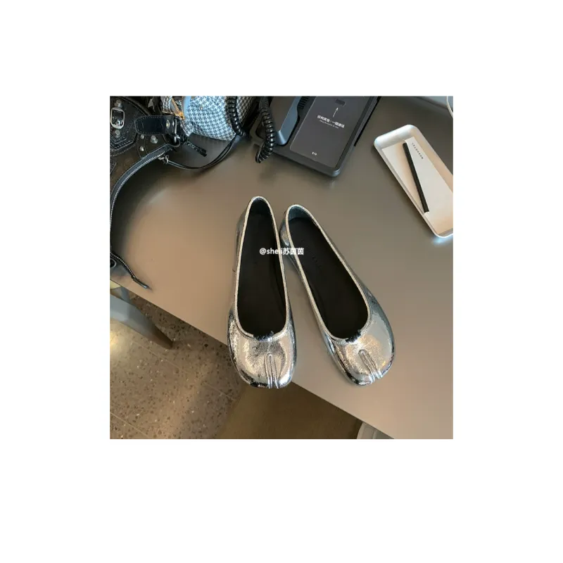 CHRISTINE SHEII Siu Siu Women's Casual Shoes Women's Silver-2