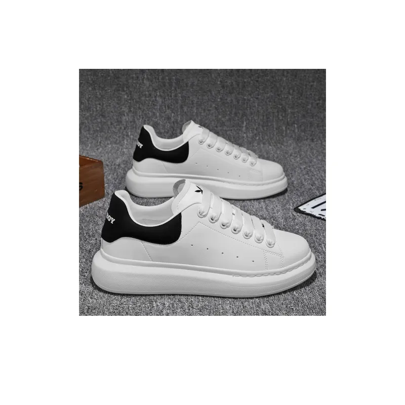Playboy Low-Top Skateboard Shoes Women's-1