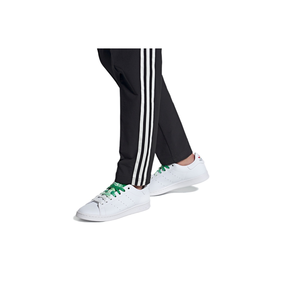 ☺☺ adidas Originals Off White Zx 22 Boost Sneakers, $150