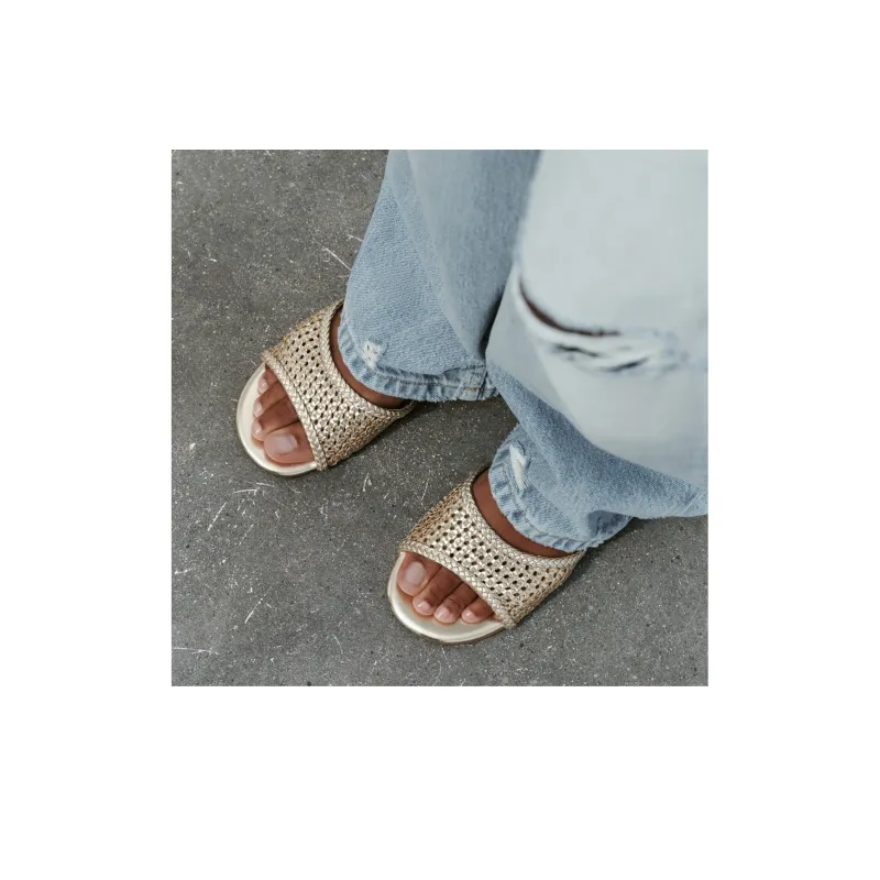 ZARA PU Polyurethane Quiet Slip Resistant Slide Slippers Women's Gold-4