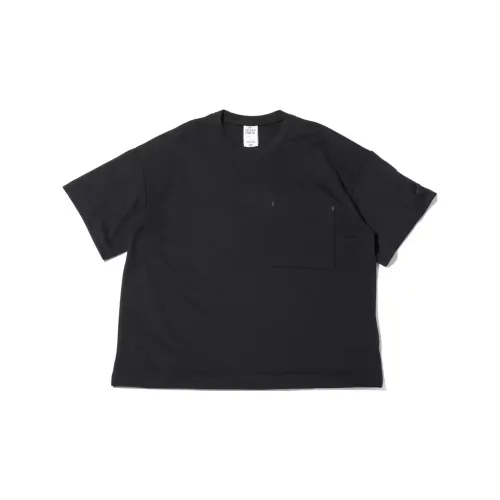 Nike SPORTSWEAR TECH PACK T-Shirts Men Black