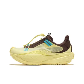 Erke Mountain Realm Breathable Slip Resistant Low Top Casual Shoes Men's Ice Sand Yellow Coffee