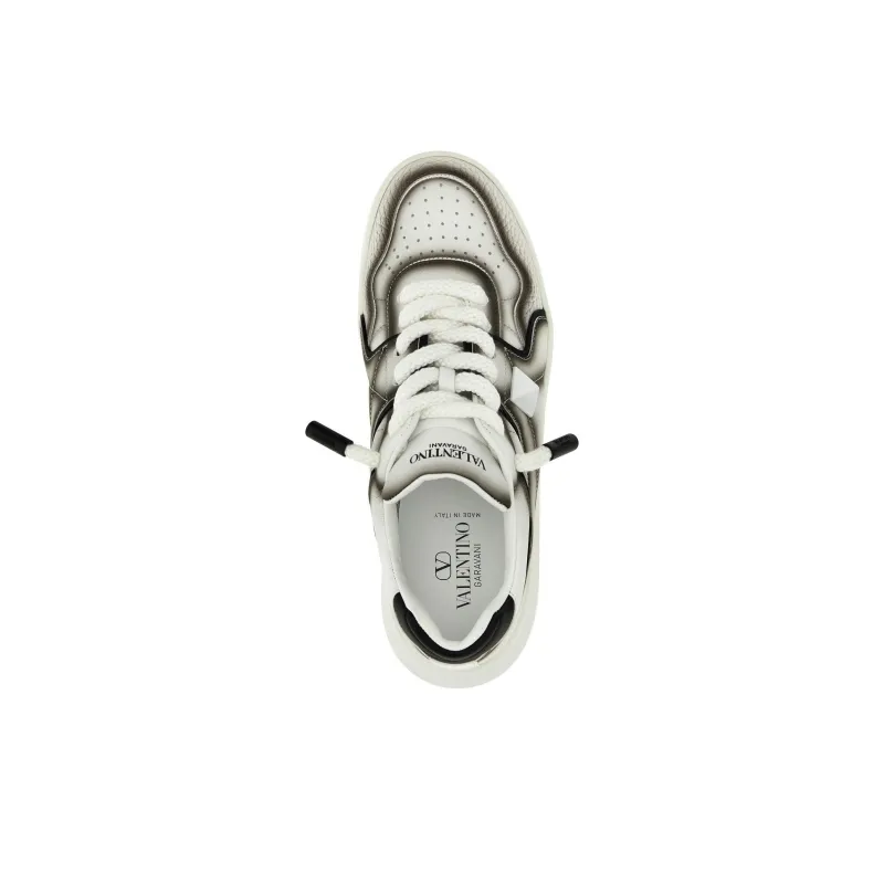 Valentino ONE STUD XL GARAVANI Low Top Skateboard Shoes Men's White-4