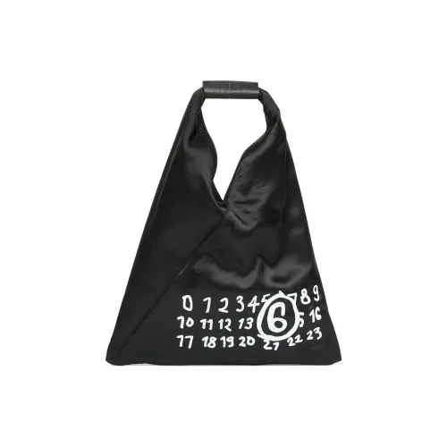 I really enjoyed the structured bag