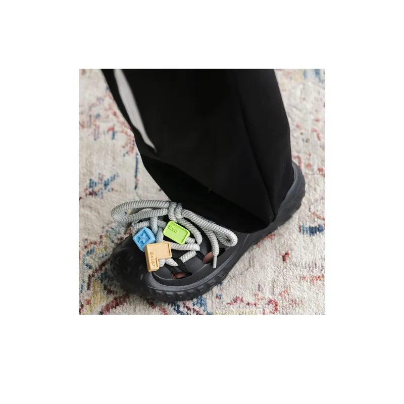 OUBT Niche Tire Base Clogs Unisex-10