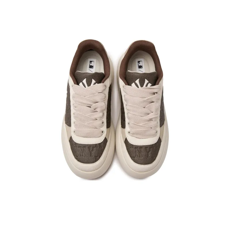 MLB New York Yankees Warm Slip Resistant Low Top Skateboard Shoes Unisex Light Brown-4