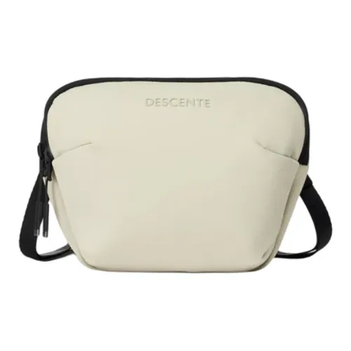 DESCENTE Below 20L Outdoor Bags Twill Material Fabric White Unisex