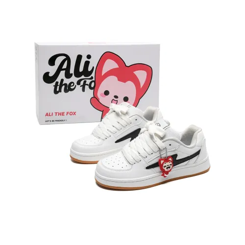 ALI THE FOX Skateboard Shoes Unisex Low-Top Off White