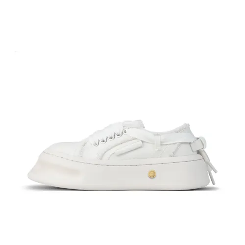 HOOF GOLDMINE 24SSHOOF Horseshoe Shoes | Classic Series 'White Calla Lily' Low Top Canvas Shoes Unisex White