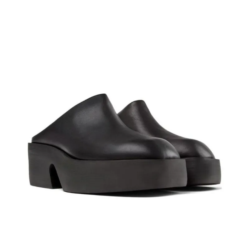 CAMPER Closed Toe Slippers Women's Black-1