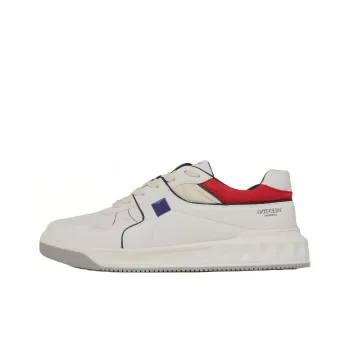 Valentino Garavani One Stud Lace Up Sneakers