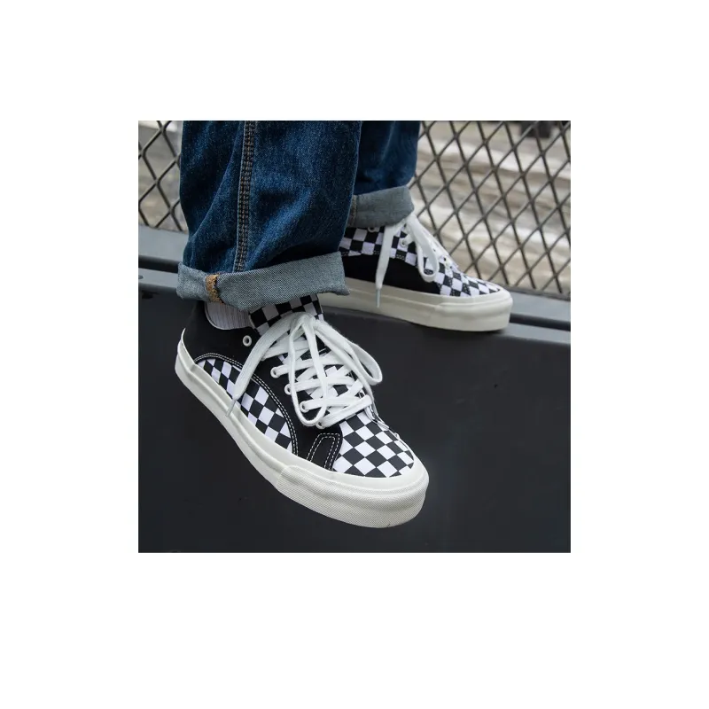 WANSWER Low Top Skateboard Shoes Unisex Black White Plaid-6