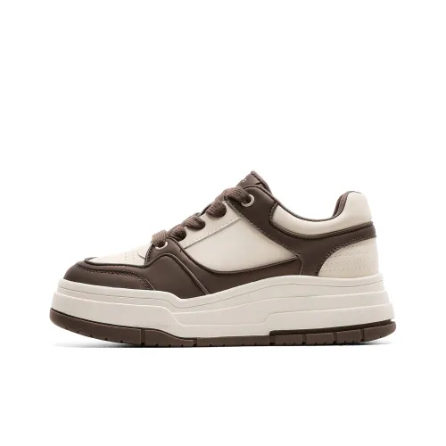 C°BANNER Low Top Skateboard shoes Bold Women's Coffee