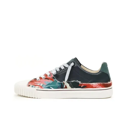 Maison Margiela New Evolution Low Top Sneakers