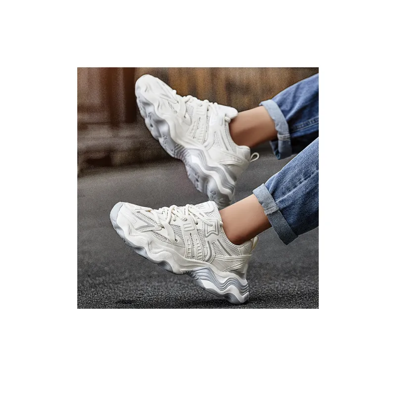 SIMBA'S PRIDE Abrasion Resistant Low Top Chunky Sneakers Men's-7