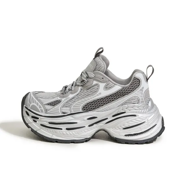 Milan Love Song Durable Breathable Moisture-Wicking Lightweight Low-Top Chunky Sneakers Women's-8
