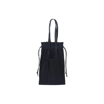 ISSEY MIYAKE Polyester With Nylon Handbag Women's Black
