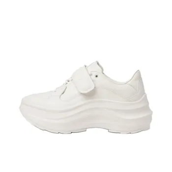 GUCCI Wave Low Top Casual Shoes Women's White